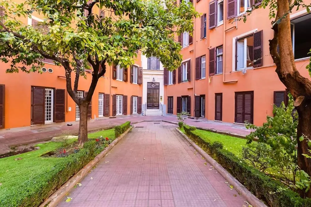 The Great Beauty - 2 Double Bedrooms & 2 Bathrooms-1